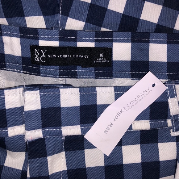 New York & Company NWT Size 18 Blues & White Gingham Plaid Shorts - Picture 5 of 5